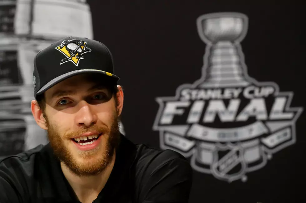 Carter Rowney Becomes 18th UND Alumnus to Win a Stanley Cup