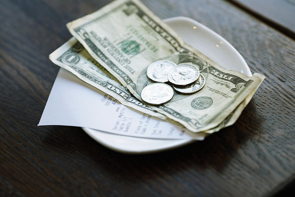 When it Comes to Tipping, North Dakotans are Sorta, Kinda Fairly, Generous