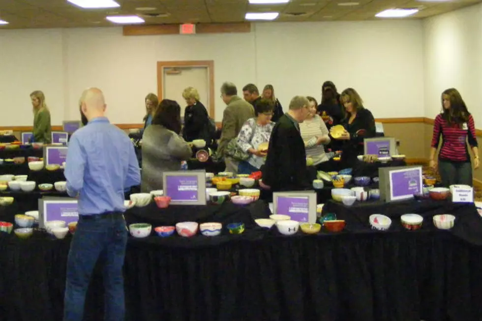 Bis-Man Shows Support for Area Babies in March of Dimes’ First Annual ‘Bowls for Babies’