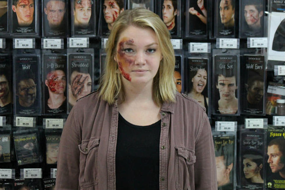 Halloween Makeup Tutorial with Bismarck’s Party America: Injuries and Bruises
