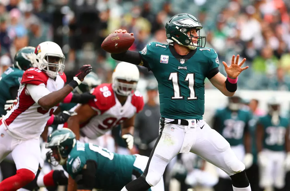 Carson Wentz Throws 4 TDs in Eagles Rout of Cardinals