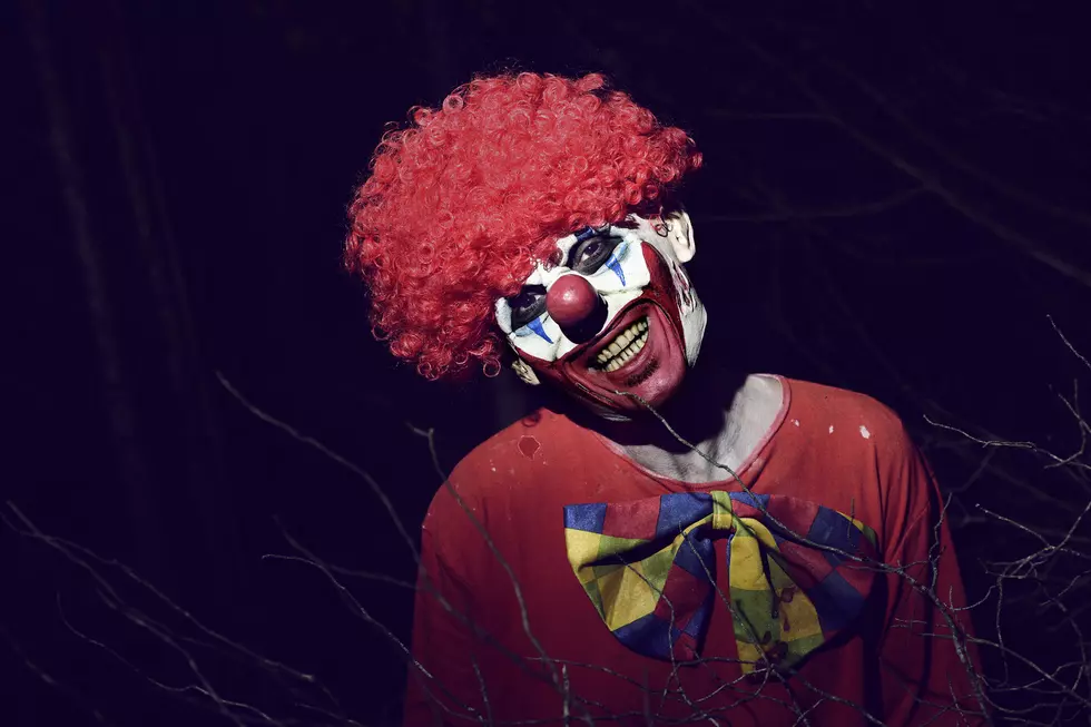 Minnesota Community Issues Warning About Clown Walking Around Town