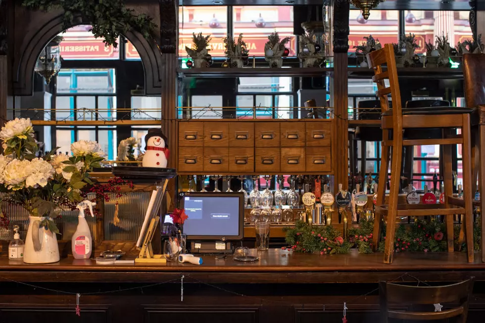 New Christmas Themed Pop-Up Bar Open In North Dakota