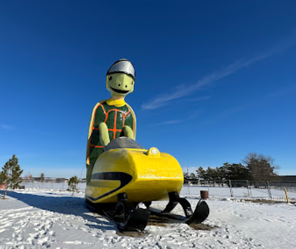 North Dakota Has The World&#8217;s Largest Snowmobile?!