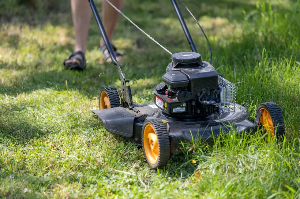 When North Dakota Lawns Need Their Final Mow