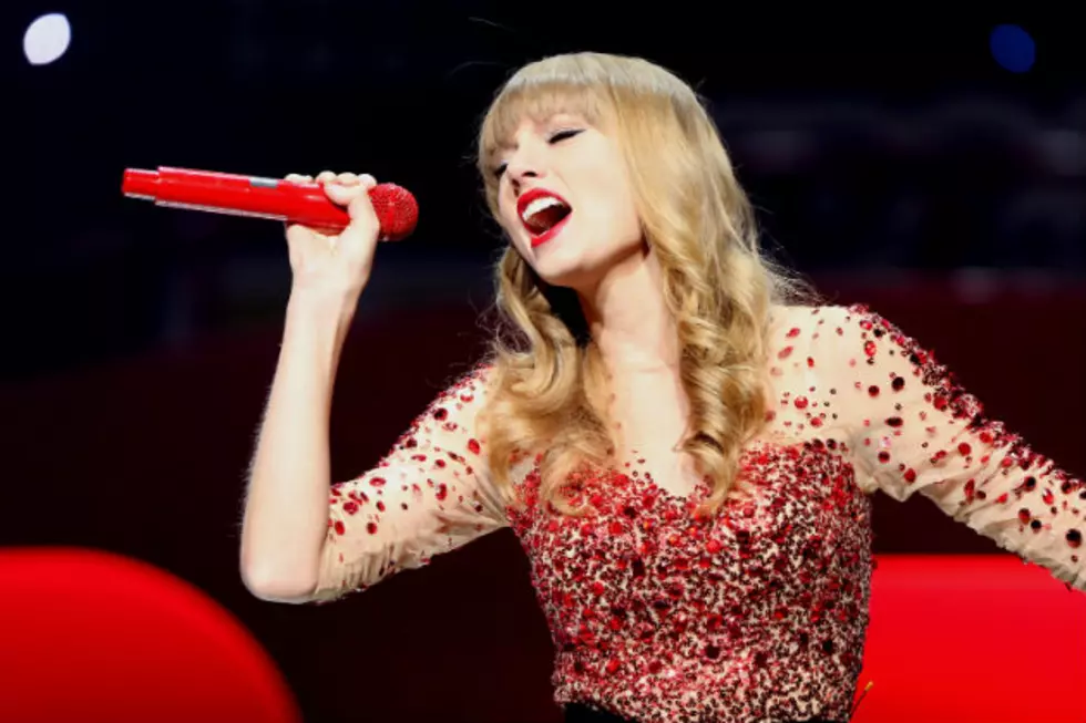Become a Country Club Member and Win Taylor Swift Tickets!