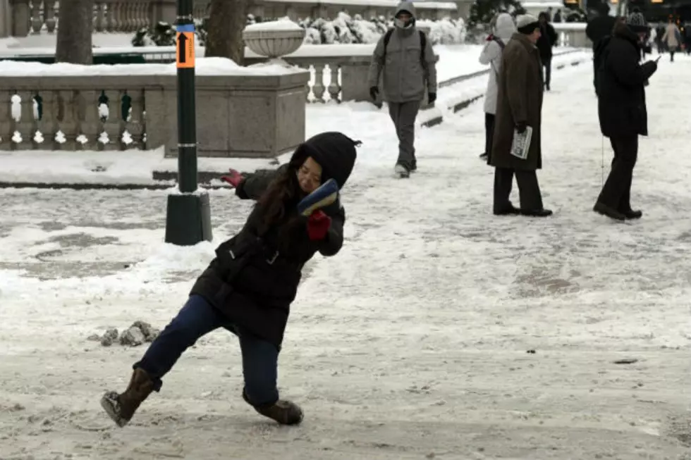 Pictures of People Slipping on Ice, Shame of Us for Finding This Funny, But it is!