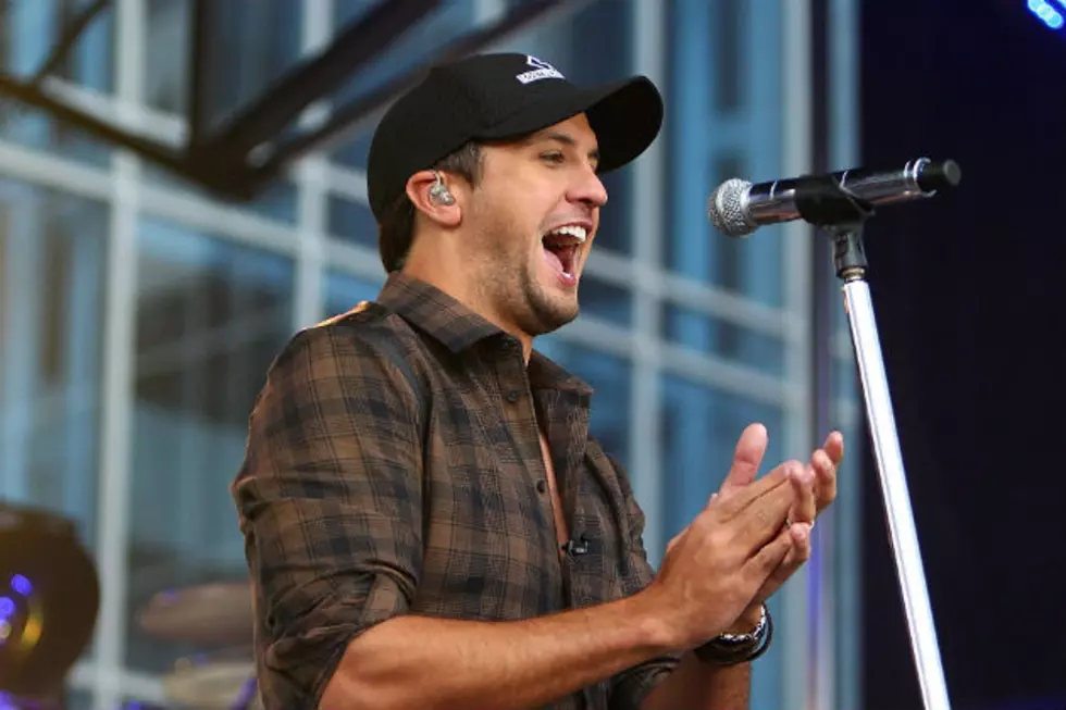 Who is the Winner of the Luke Bryan Facebook Photo Contest?