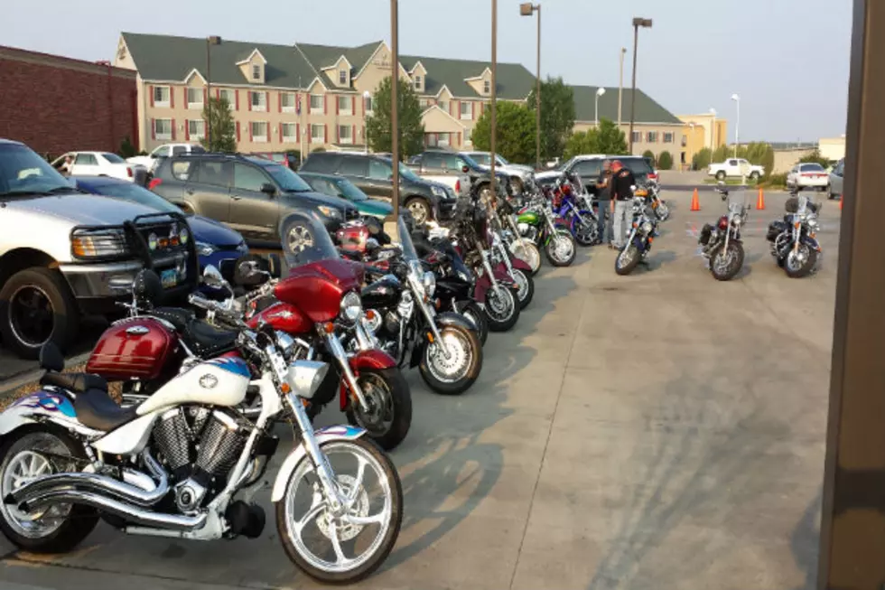 Record Breaking Night at Hooters For Bike Night in Bismarck [VIDEO]
