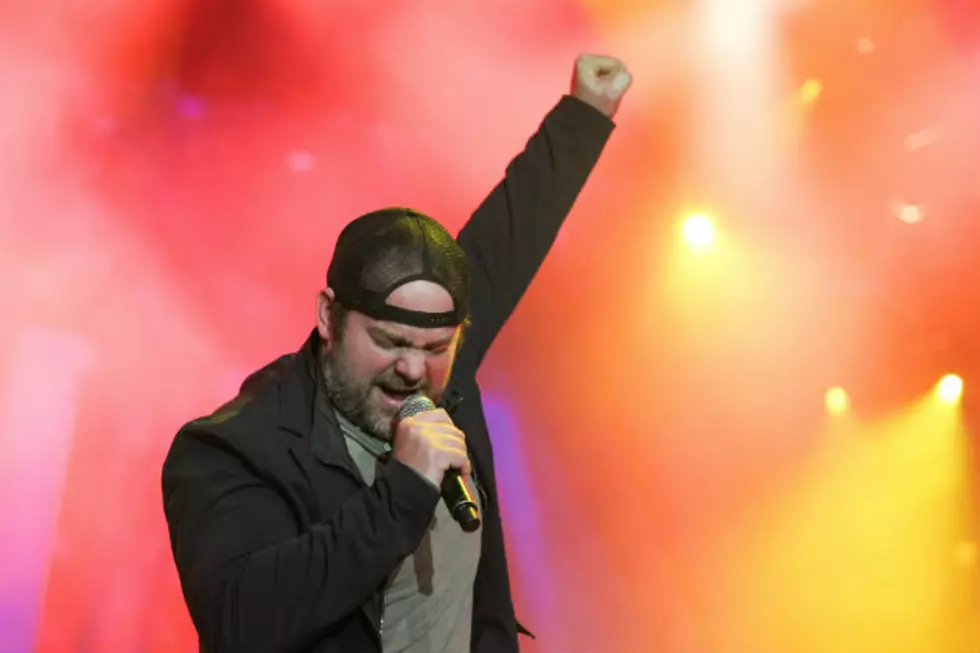Lee Brice Locates Fargo Fan from Red River Valley Fair