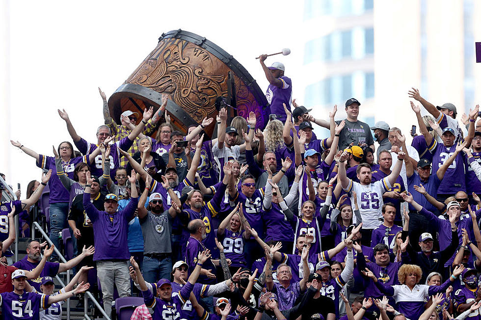 Rowdiest Fans In The NFL:  Where Do Vikes, Broncs &#038; Pack Sit?
