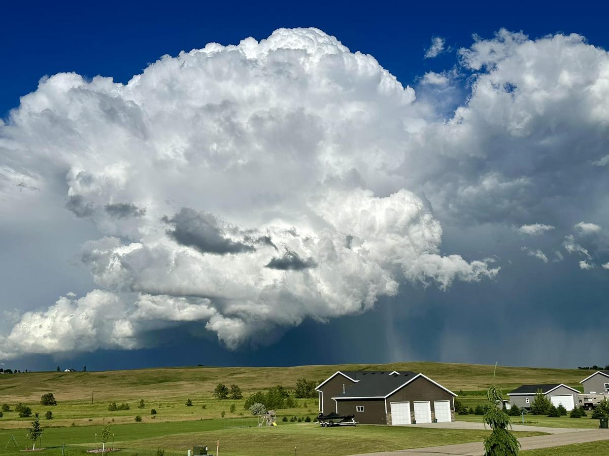 Increased risk of severe thunderstorms across North Dakota