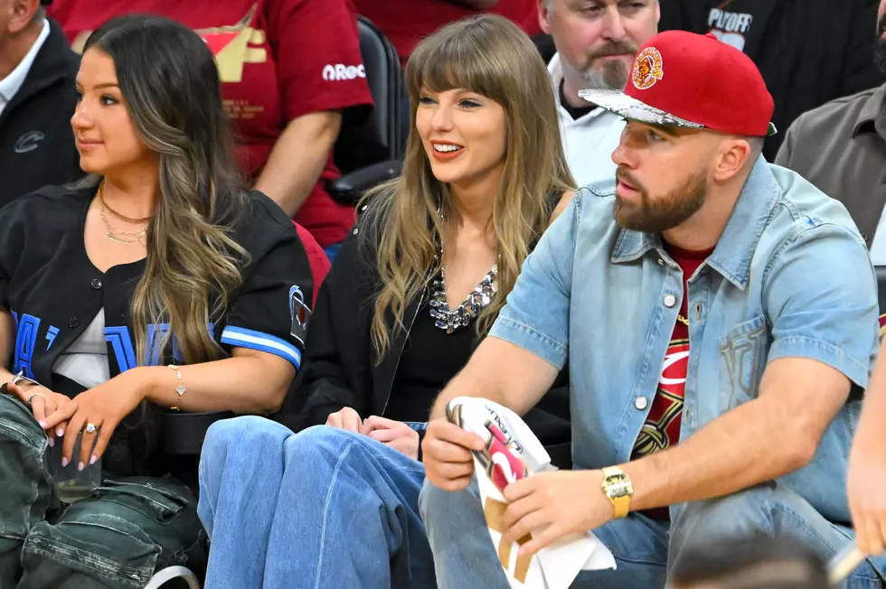 T-Swift & T-Kelce Spotted On Mini-Moon Not Far From North Dakota
