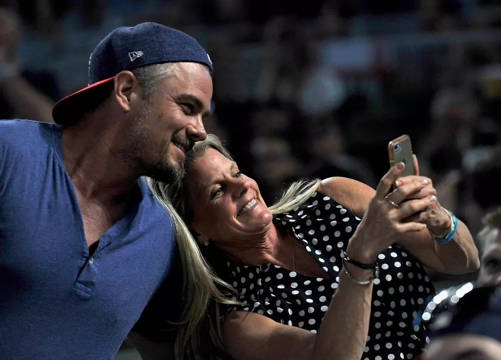North Dakota's Josh Duhamel Gets Political In Minnesota