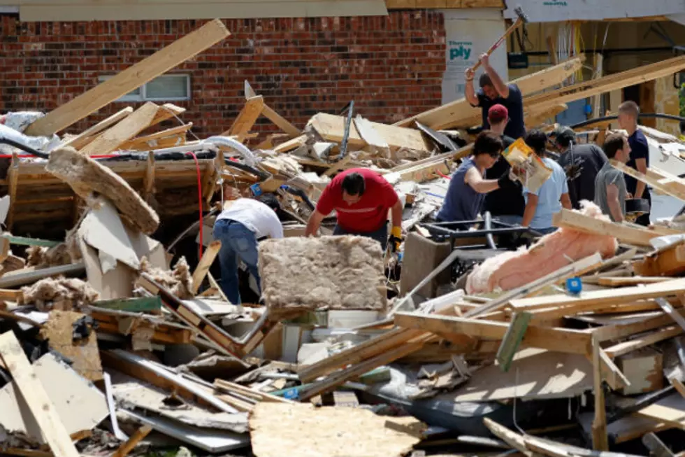 Six Dead, Hundreds Homeless in Texas Twister Outbreak