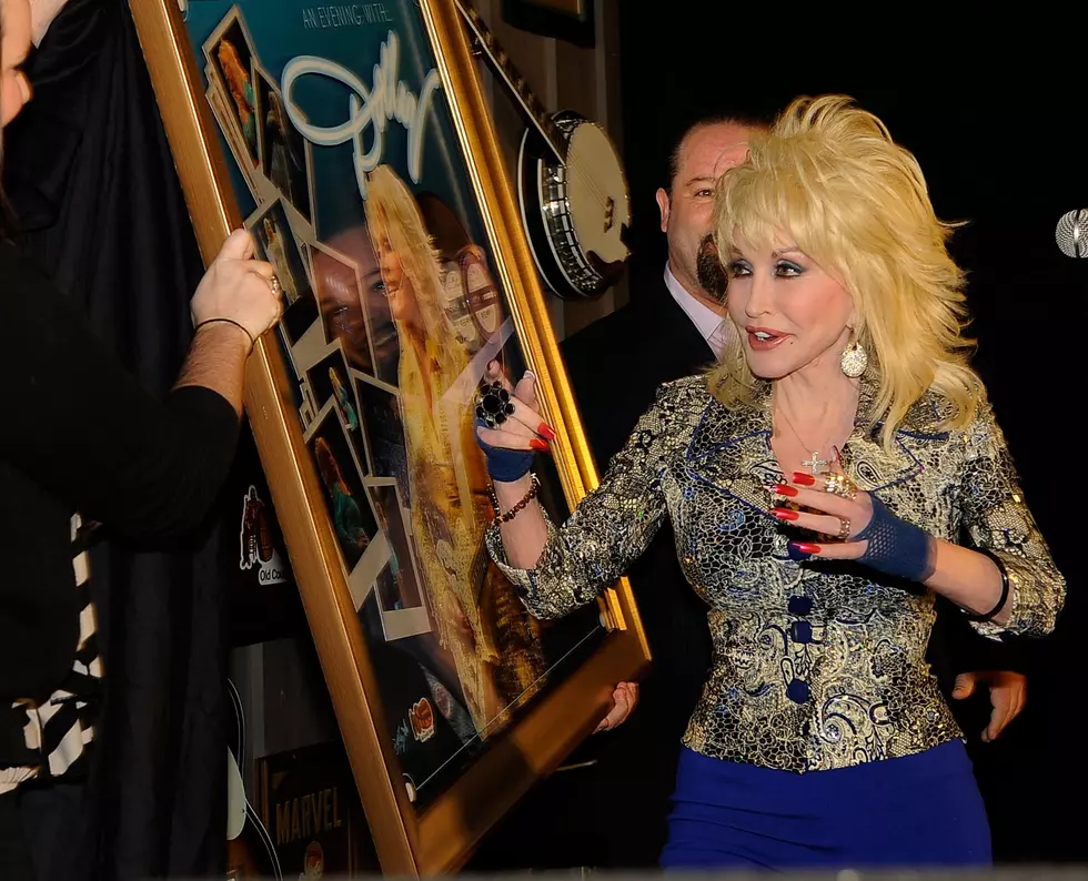 You Can Send Dolly Parton a Birthday Card