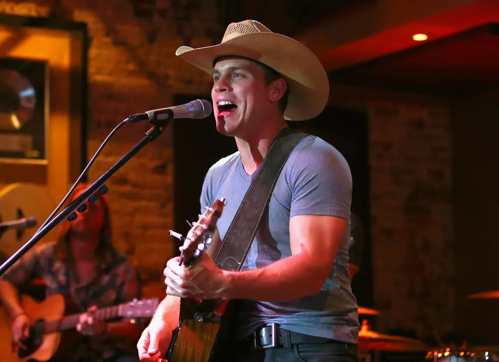 Country Jam 2013: Dustin Lynch Paid His Dues at Famous Bluebird Cafe in &#8216;Nashville&#8217;