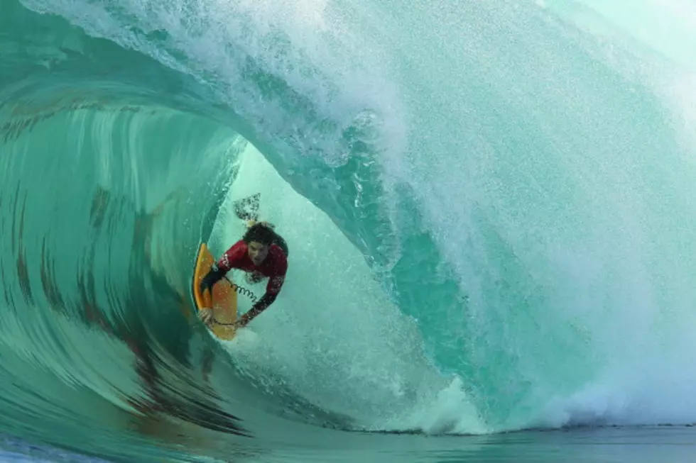 Crazy Surfer Takes on Record Breaking Wave [VIDEO]