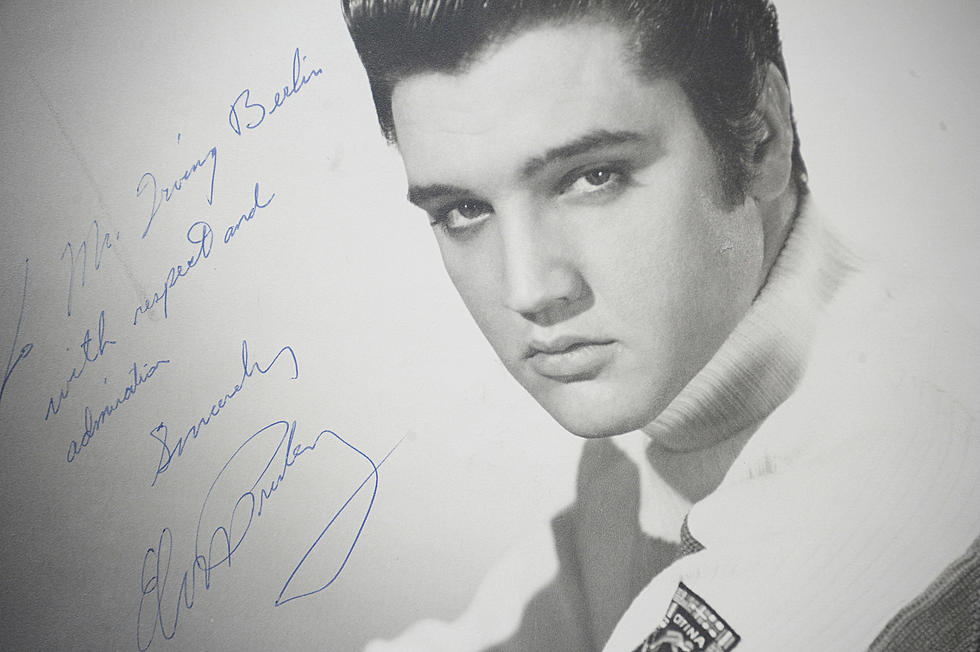 Best Resume Ever Written Contains &#8216;Anti-Elvis&#8217; Message