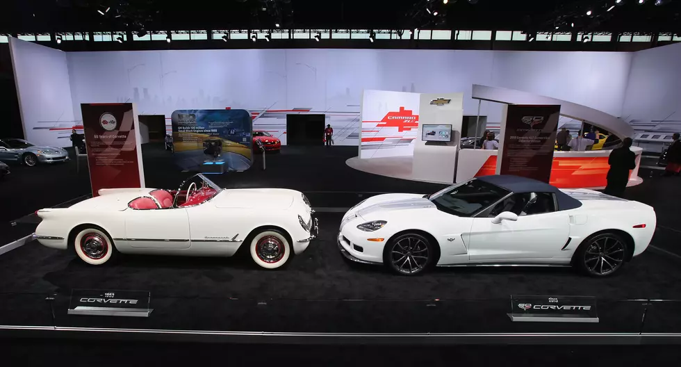 Sinkhole Swallows Eight Rare Corvettes in Bowling Green Museum [VIDEO]