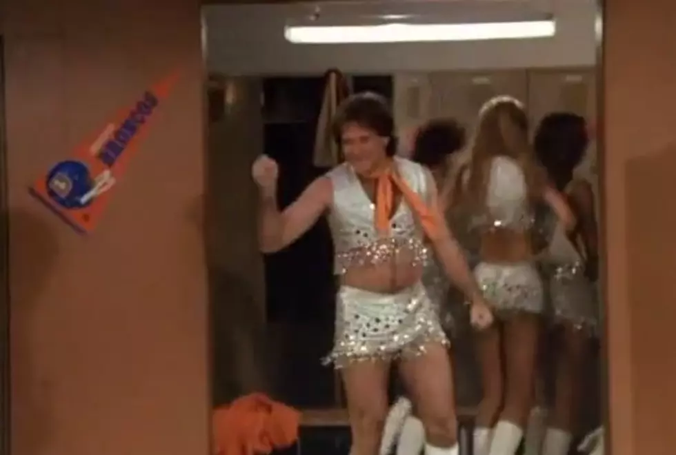 Was Robin Williams a Denver Broncos Cheerleader?