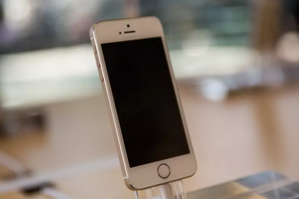 Apple Recalling Certain iPhone 5 Models for Battery