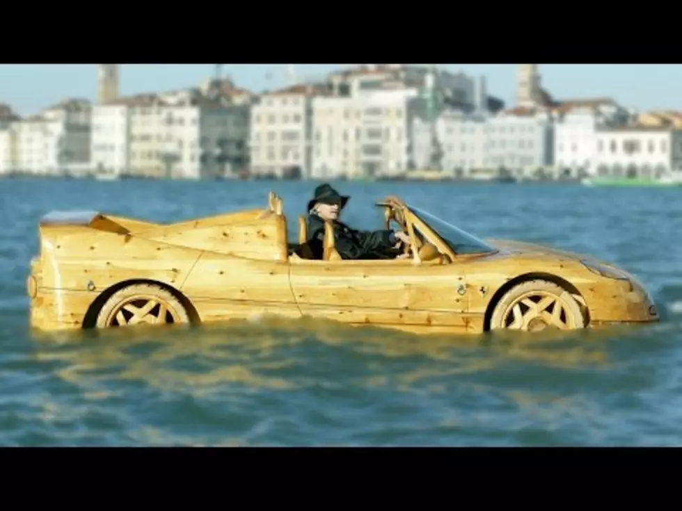 Wooden Ferrari to “Drive” in Venice