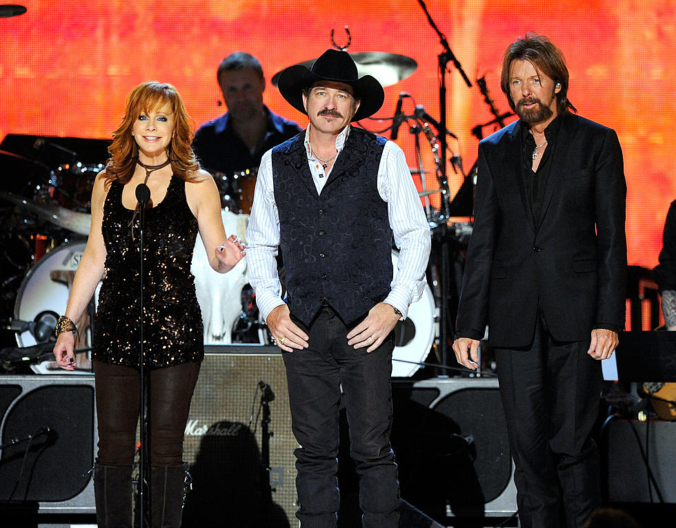 Waylon’s Awesome Cheapy Travel Guide to See Reba and Brooks & Dunn in Las Vegas