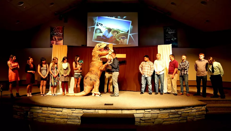 Grand Junction Bride Makes a Hilariously Awesome Entrance