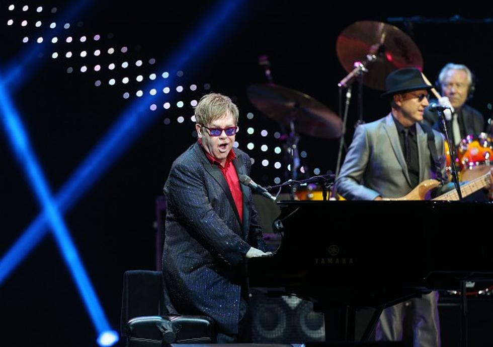 Amazing Technology Lets Elton John Perform At Disneyland And Around The World Simultaneously