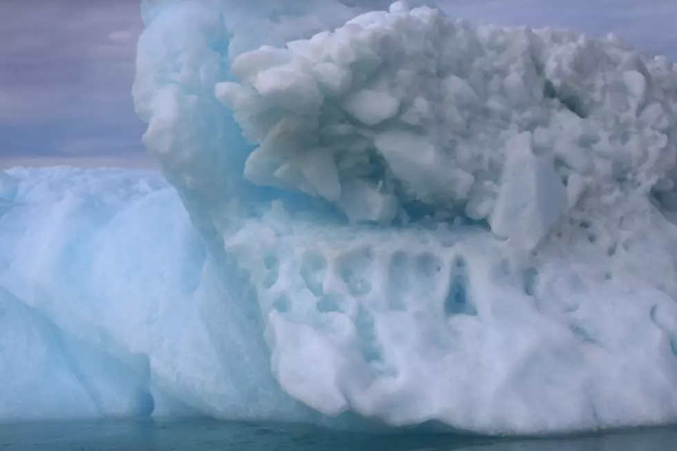 &#8216;Chasing Ice&#8217; Captures Amazing Video of Huge Glacier Calving 