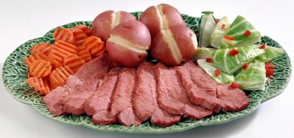 Easy Slow Cooker Corned Beef and Cabbage Recipe 
