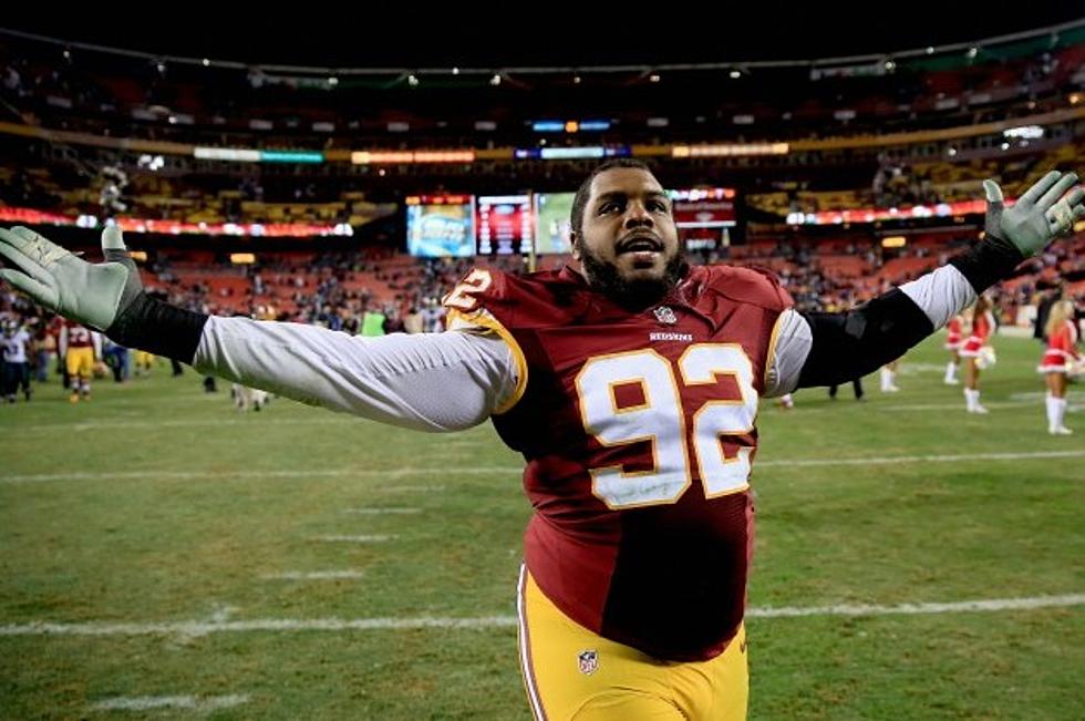 Washington Redskins Chris Baker’s Videobomb is Literally a Belly Full of Laughs