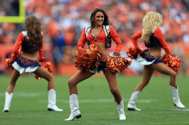 Denver Broncos Cheerleader  Denver bronco cheerleaders, Broncos