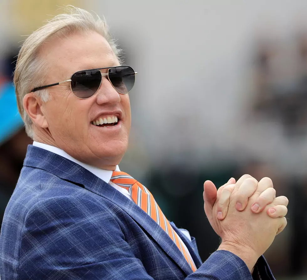 Taxi Driver Rates John Elway #1, Doesn&#8217;t Realize He&#8217;s a Passenger