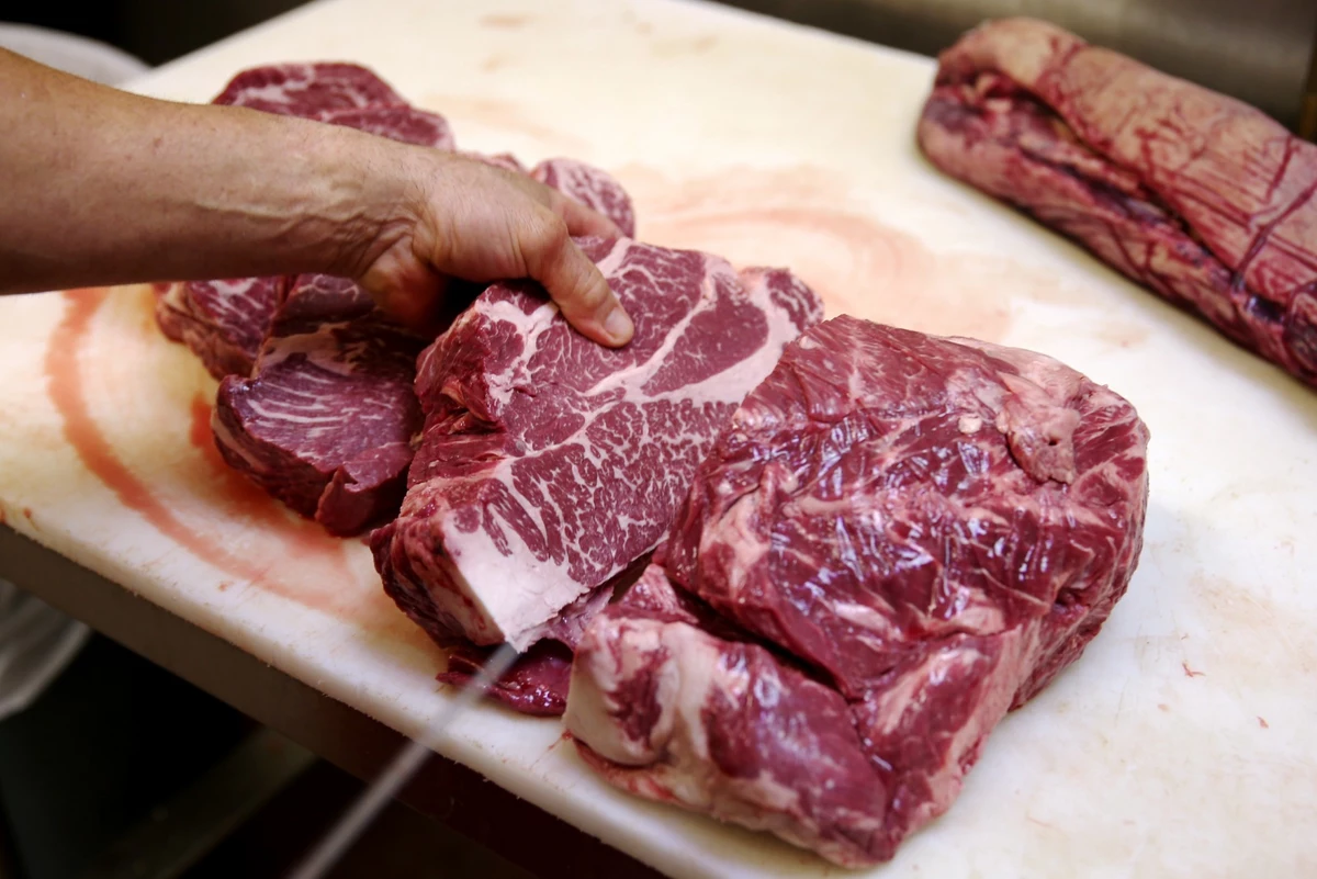 Мясо не стал есть. Мясо. Зараженное мясо говядины. Кусок человеческого мяса.