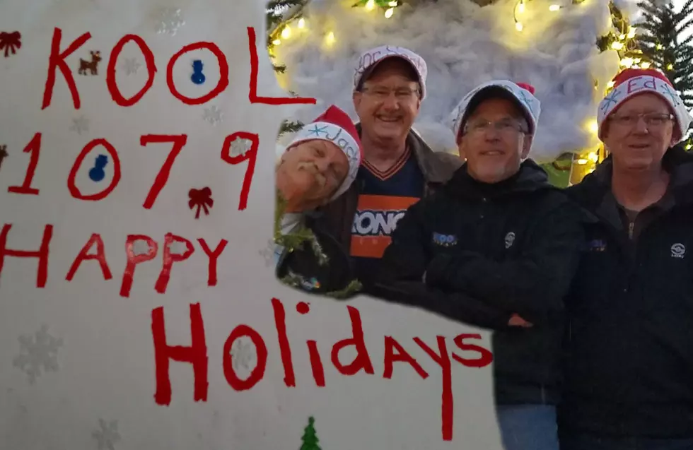 KOOL 107.9 Listeners Show the Love at Christmas Parade