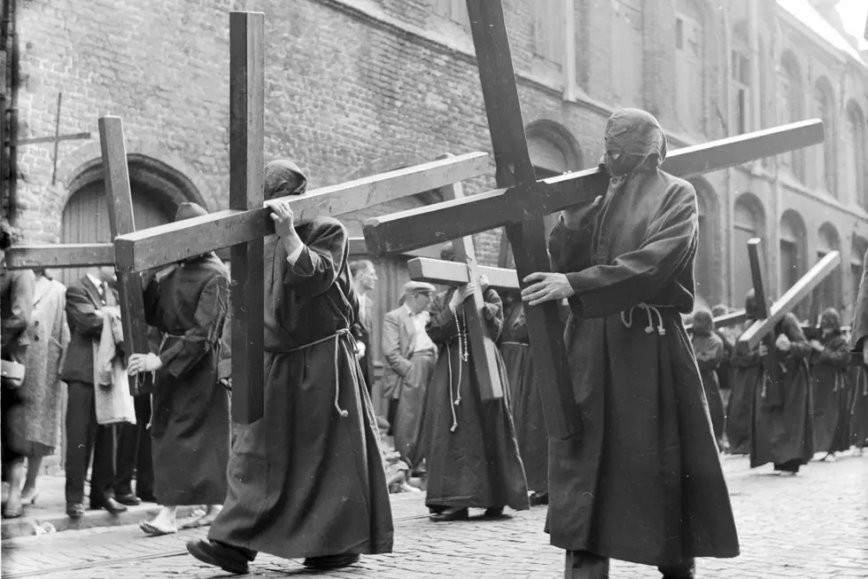 Crucifixions in a Colorado Canyon