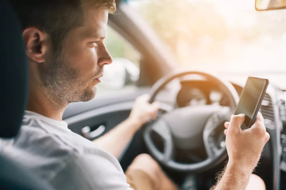 Distracted Driving Caused Over 15,000 Colorado Crashes in 2019