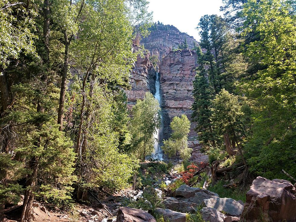 The Extremely Short Hike To Colorado’s Beautiful Cascade Falls