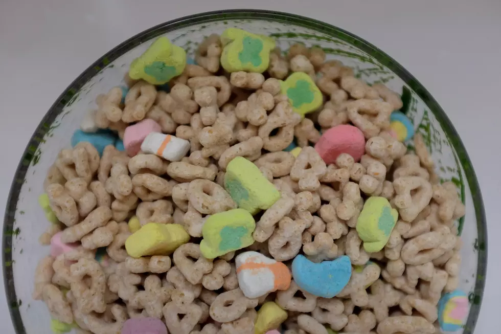 Lucky Charms and Biz Markie Rock &#8220;Marshmallow Only&#8221; [VIDEO]