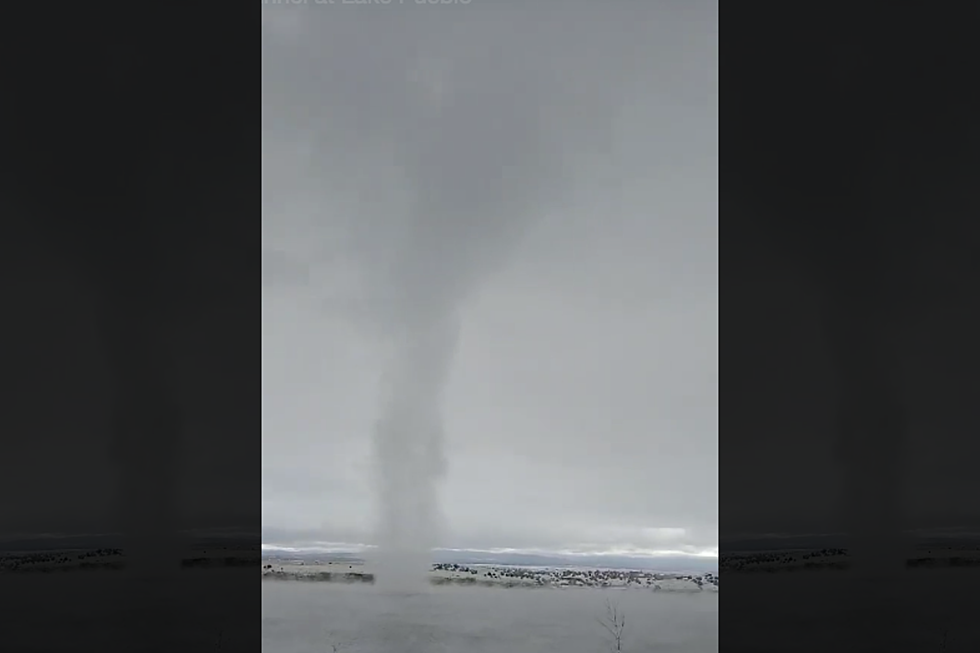Video of a Waterspout Over Lake Pueblo in a Snowstorm