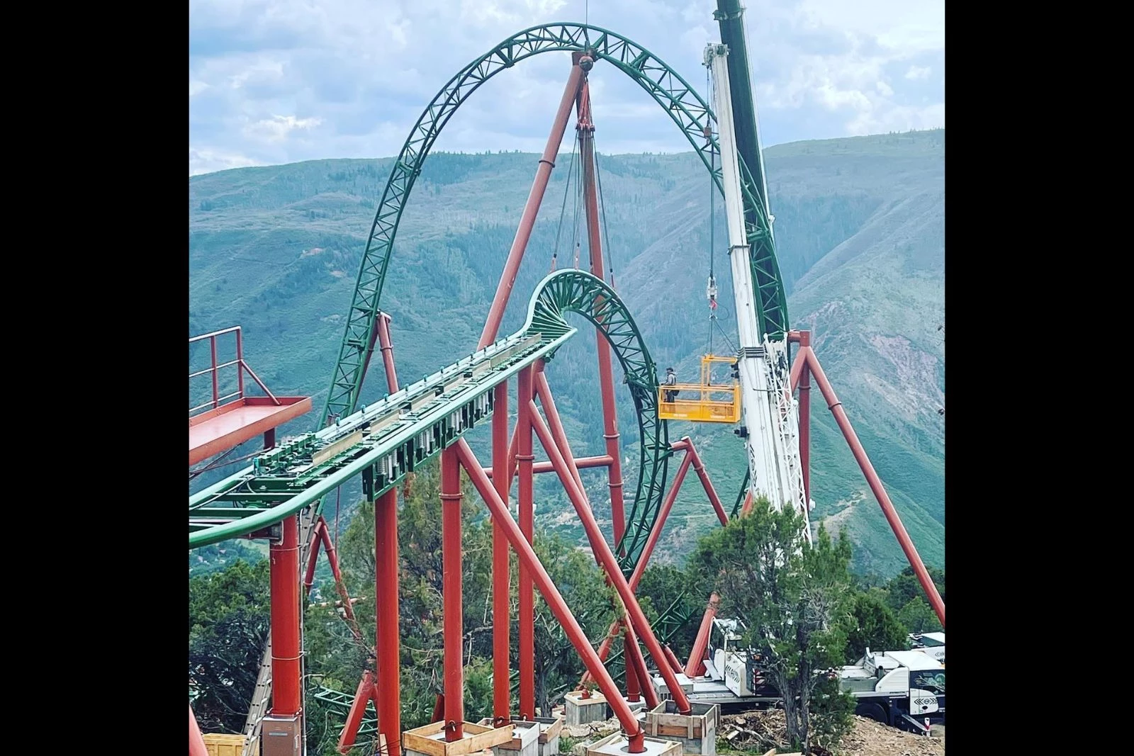 The Highest Looping Roller Coaster in the U.S. Is on Top of a