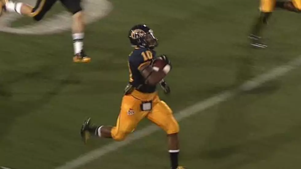 He Did What?! College Football Player Runs 58 Yards the Wrong Way [VIDEO]