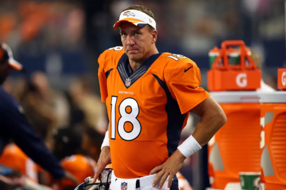 Peyton Manning Sings About a Sandwich in New Commercial [VIDEO]