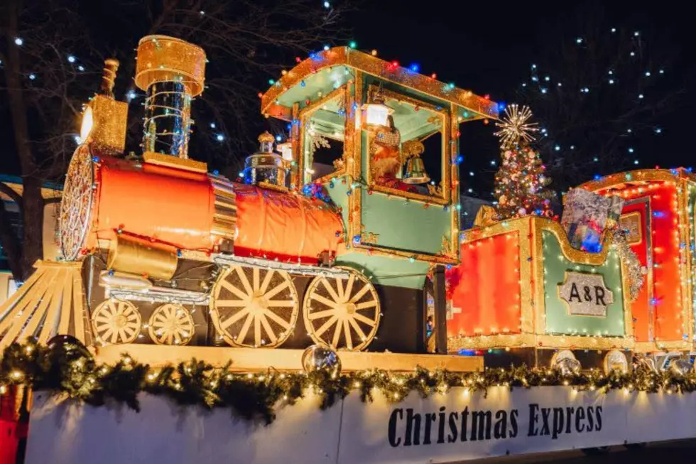 Christmas in Colorado 2022: Estes Park’s Wonderful ‘Catch the Glow Parade’