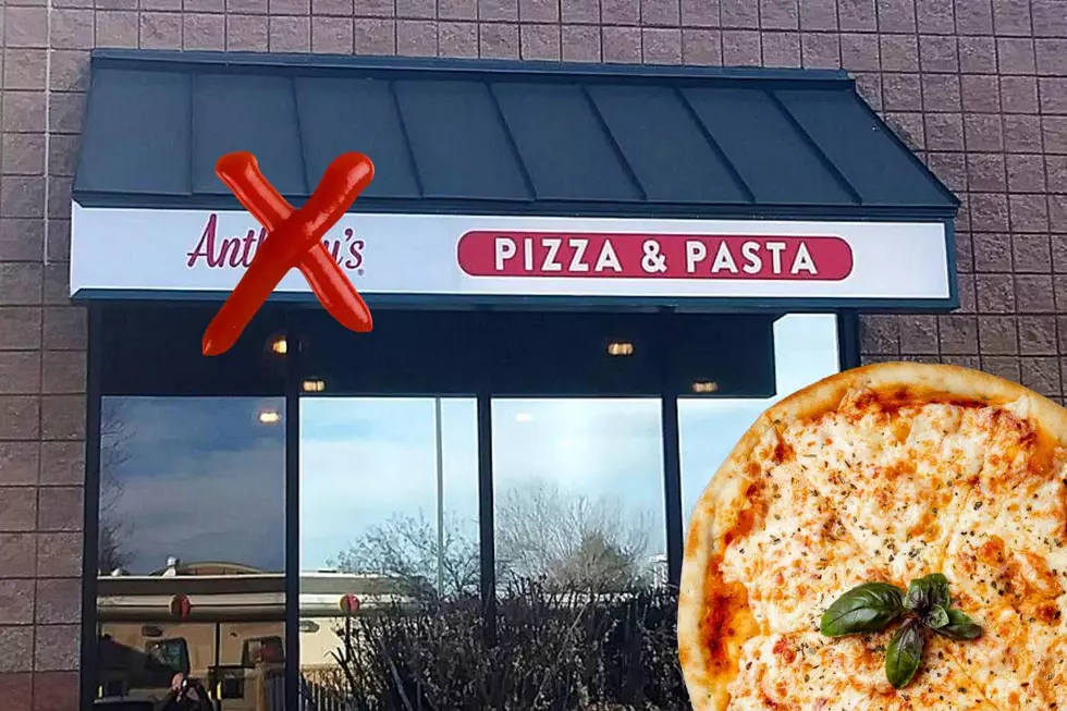 One Pizza Joint in Windsor Closes; New Pizza Joint in Its Place