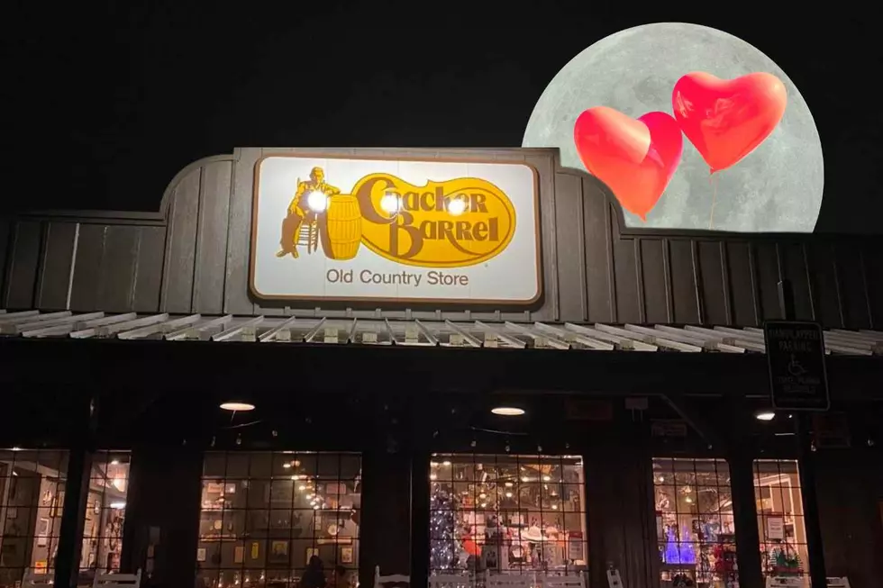 Propose at Loveland Colorado&#8217;s Cracker Barrel to Win Food for a Year