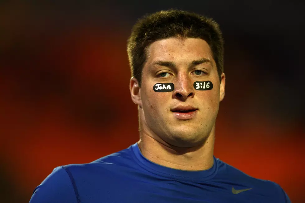 Tim Tebow Don’t Need No Stinking Contract