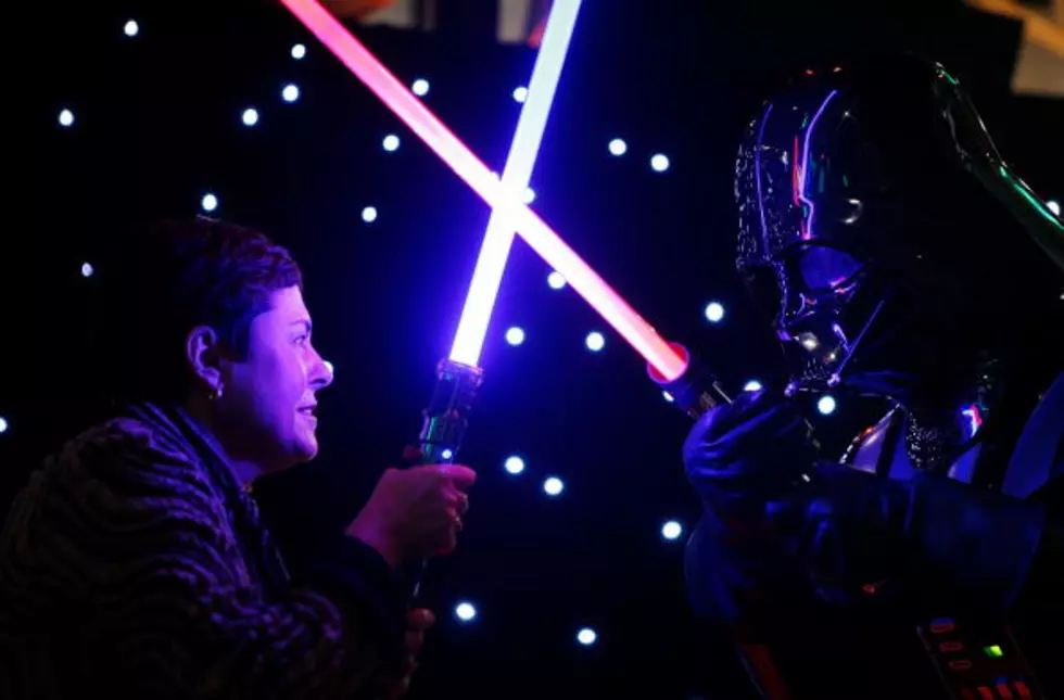 Now You Can Make Your Phone Into A Lightsaber